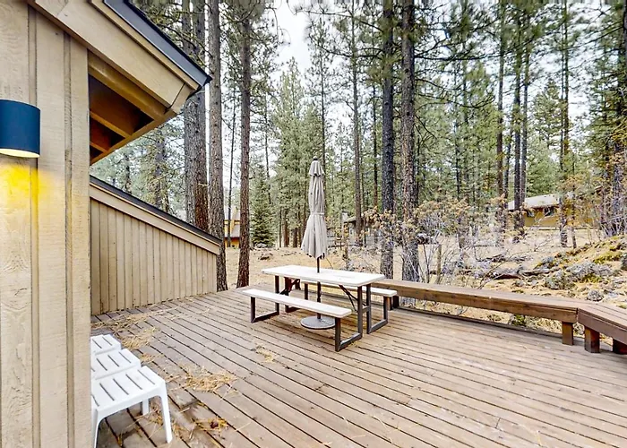 Three Peaks Hideaway
