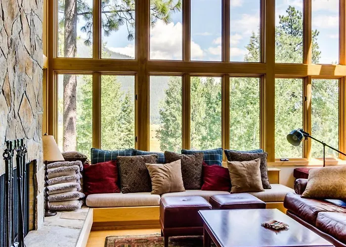 Black Butte Ranch: Hilltop Getaway